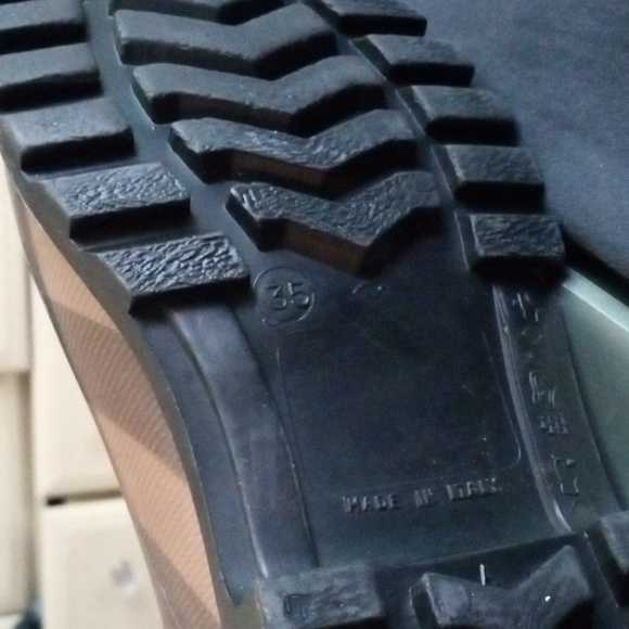 Burberry Rain boots - Picture 4 of 10